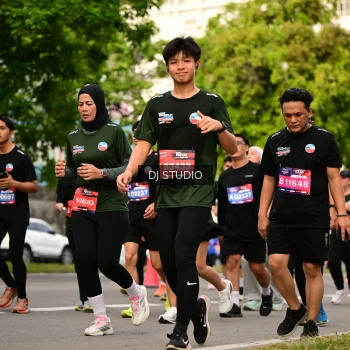 Runner Photo 4023557