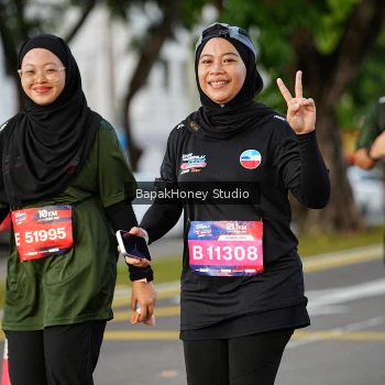 Runner Photo 4023750