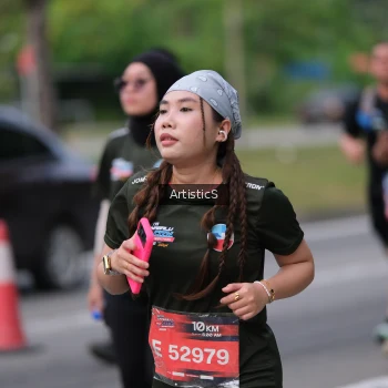 Runner Photo 4023917