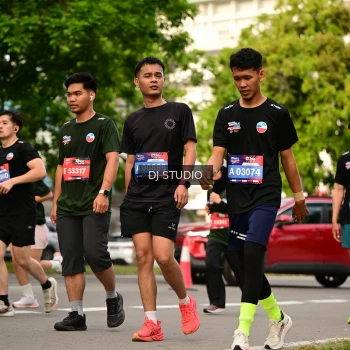 Runner Photo 4024024