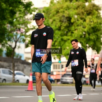 Runner Photo 4024044