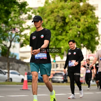 Runner Photo 4024048