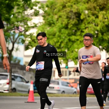 Runner Photo 4024056