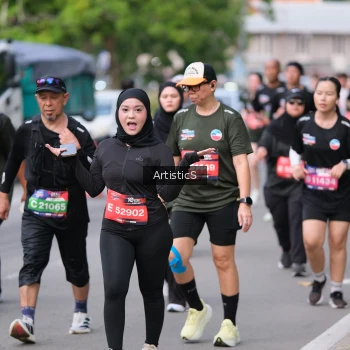 Runner Photo 4024059