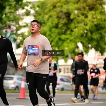 Runner Photo 4024072