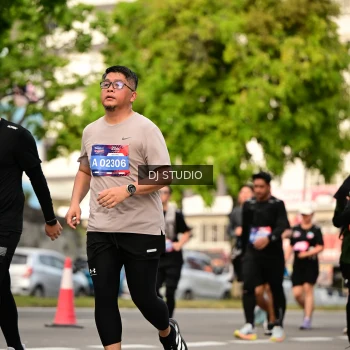 Runner Photo 4024074