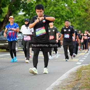 Runner Photo 4024099