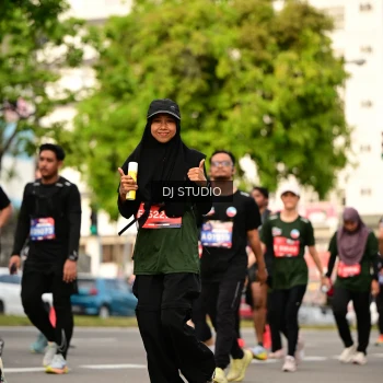 Runner Photo 4024111