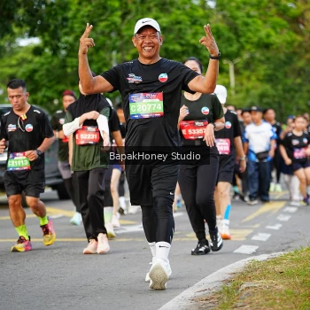 Runner Photo 4024154
