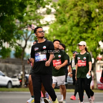 Runner Photo 4024159