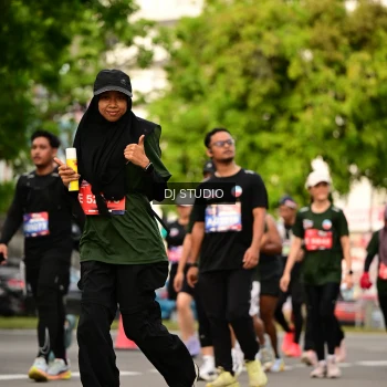 Runner Photo 4024262