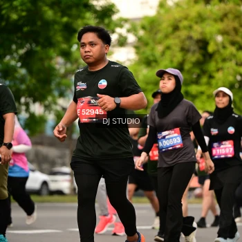 Runner Photo 4024334