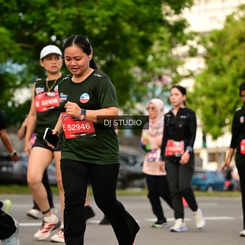 Runner Photo 4024393