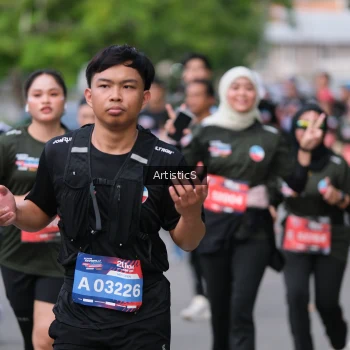 Runner Photo 4024410