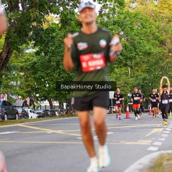 Runner Photo 4024431