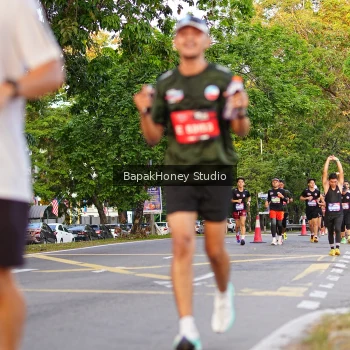 Runner Photo 4024477