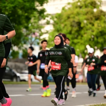 Runner Photo 4024479