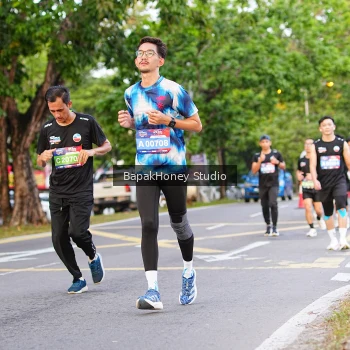Runner Photo 4024535