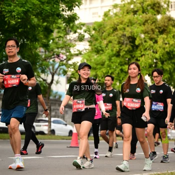 Runner Photo 4024542