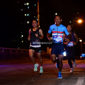 Runner Photo 4024563