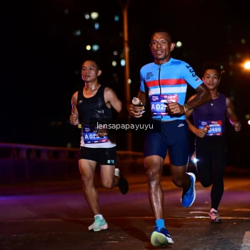 Runner Photo 4024585