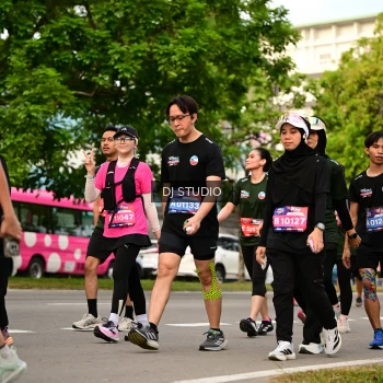 Runner Photo 4024594