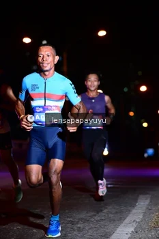 Runner Photo 4024613