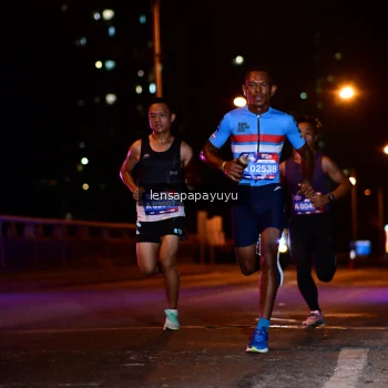 Runner Photo 4024637