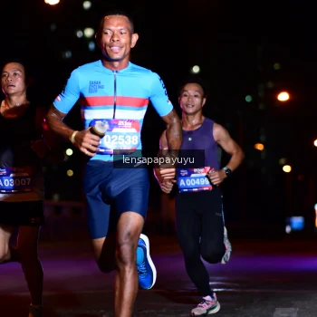 Runner Photo 4024651