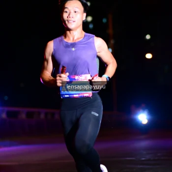 Runner Photo 4024705