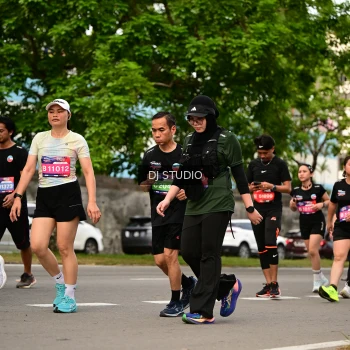 Runner Photo 4024709