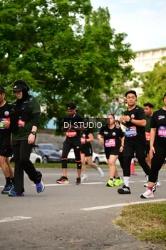 Runner Photo 4024724