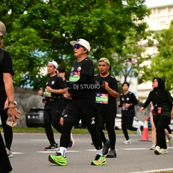 Runner Photo 4024892