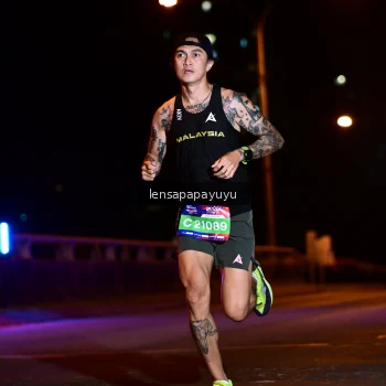 Runner Photo 4024921