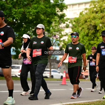 Runner Photo 4024937