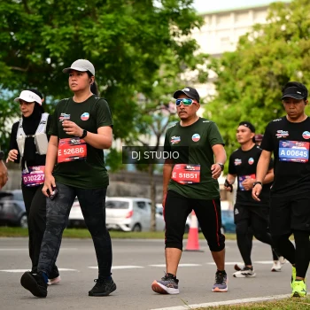 Runner Photo 4024945