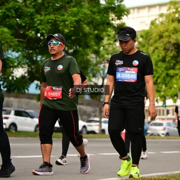 Runner Photo 4024971
