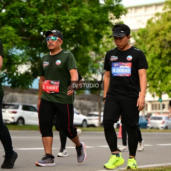 Runner Photo 4024972