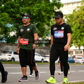 Runner Photo 4024975