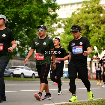 Runner Photo 4024981