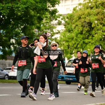 Runner Photo 4025035