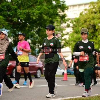 Runner Photo 4025186