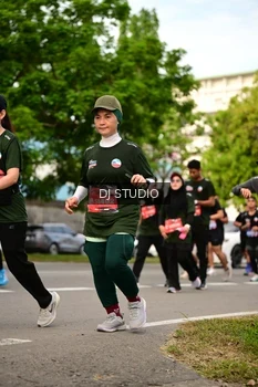 Runner Photo 4025219