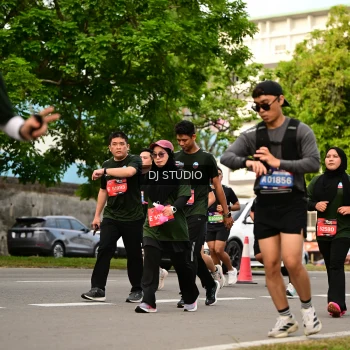 Runner Photo 4025235