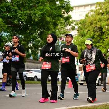 Runner Photo 4025300