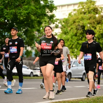 Runner Photo 4025368