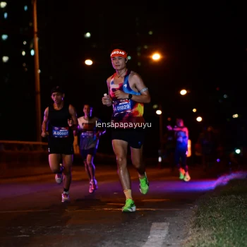Runner Photo 4025503