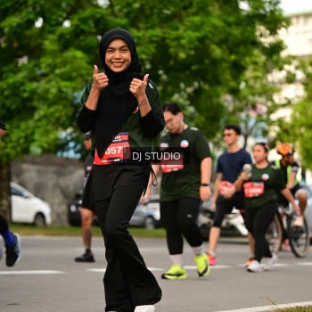 Runner Photo 4025691