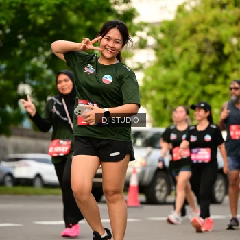 Runner Photo 4025696