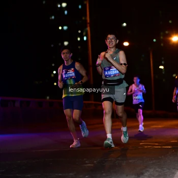 Runner Photo 4025718